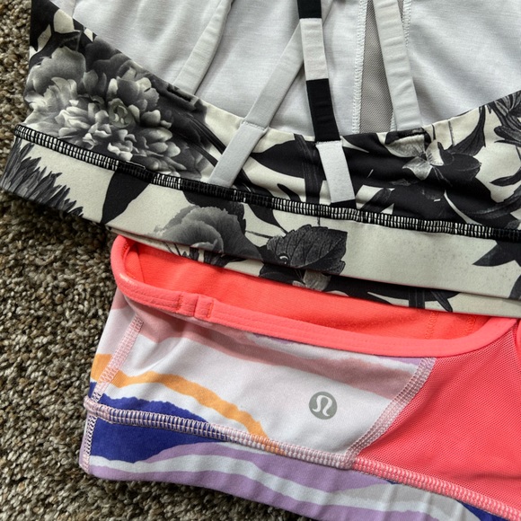 Lululemon lot, a tank and two sports bras, size XS - Picture 2 of 6